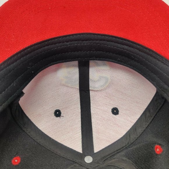 NHL Calgary Flames Budweiser Red Black Hat Cap Baseball Snapback Hockey - Picture 6 of 8